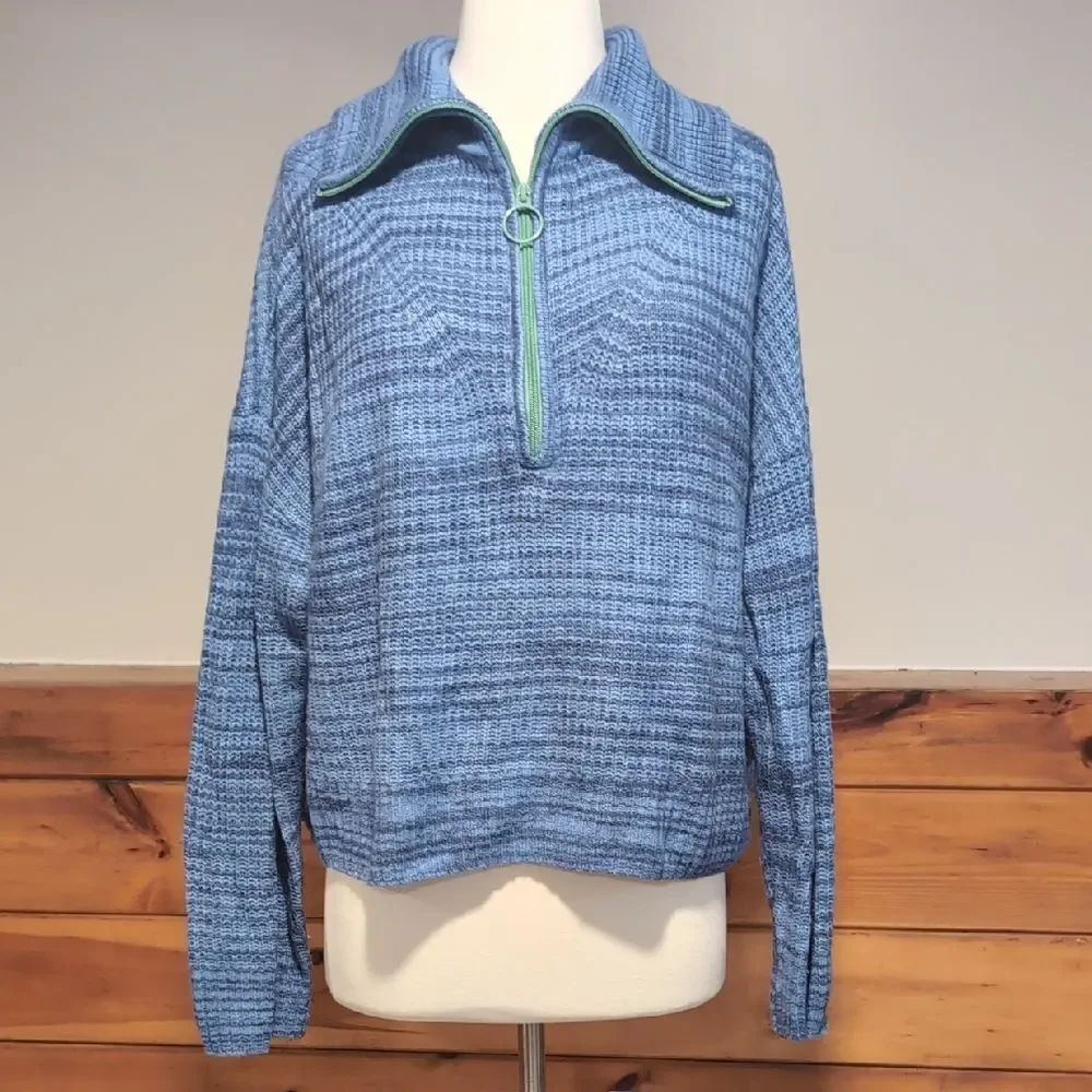 Aerie Blue and Green Women's Sweater